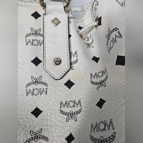MCM White Leather Bag - Picture 8 of 16
